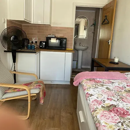 Apartman Deebas Divine Den *
